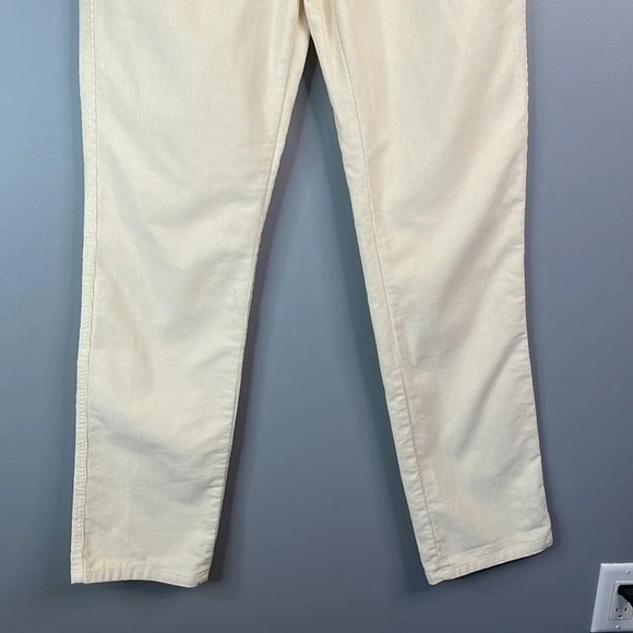 L.L. BEAN Signature Straight Leg Corduroy Jeans Cream 5 Pocket Stretch Preppy 8 - Picture 4 of 10